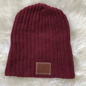 ⭐️3 for $25⭐️ Love your melon Bennie burgundy